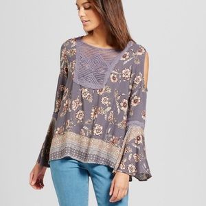 Knox Rose Cold Shoulder Bell Sleeve Peasant Top